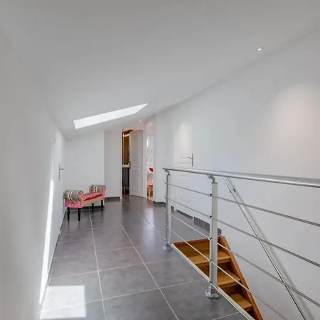 Villa Riviera