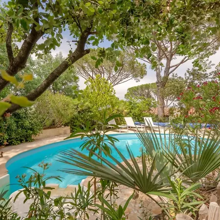 Villa Riviera *